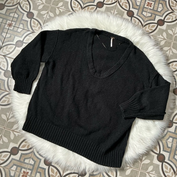 Free People Sweaters - Free People Oversized Scoop Neck Sweater Size Large